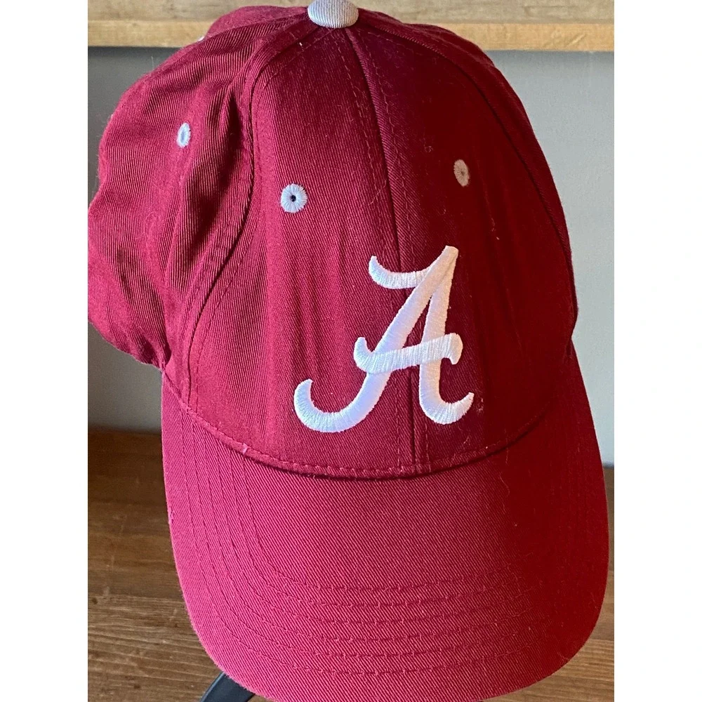Alabama‎ Crimson Tide Hat Captivating Headgear Red Embroidered Logo Baseball Cap